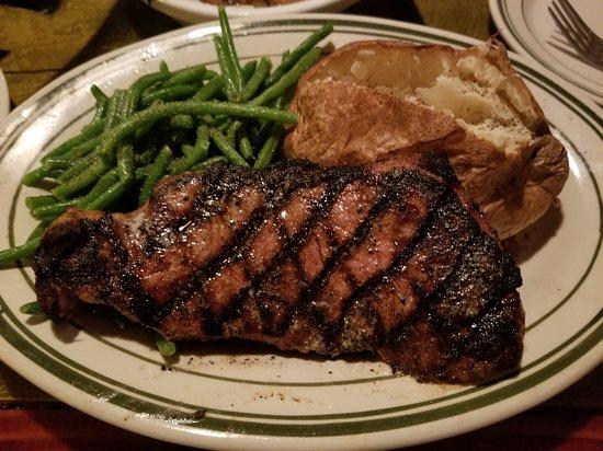 Hydra Steakhouse & Lounge