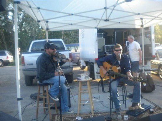 Mahoney's Bar and Grill